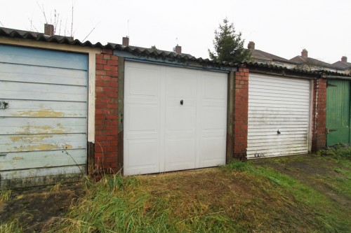 Garage off Willada Close, Bedminster